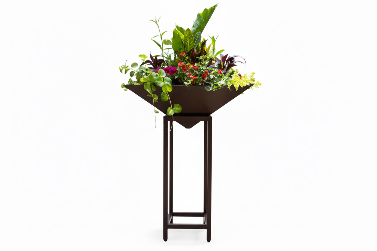 Planters/ Pyramid planters