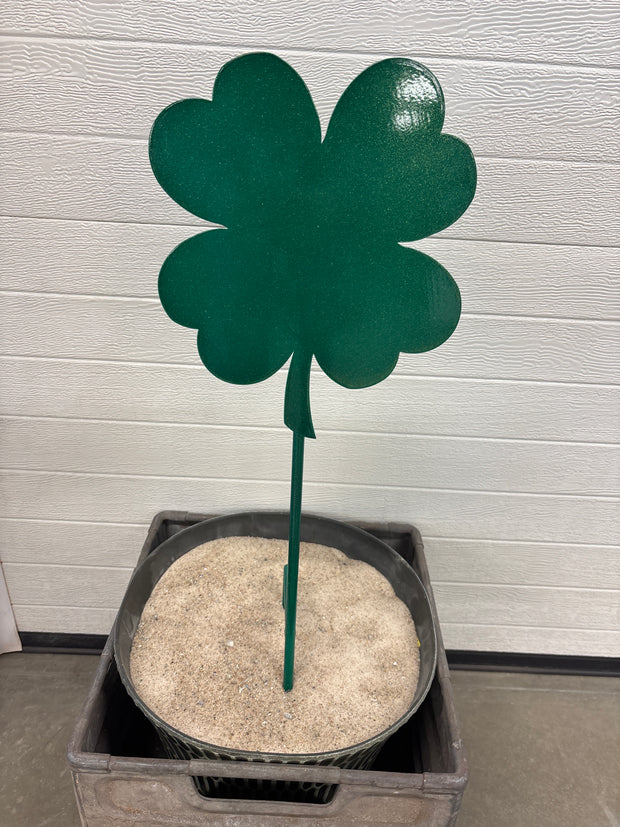 Clover stake